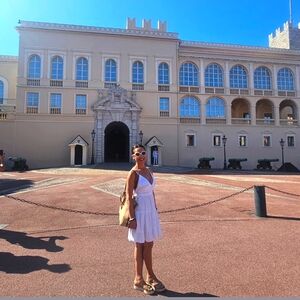 Meet your Posher, Yogawithadela